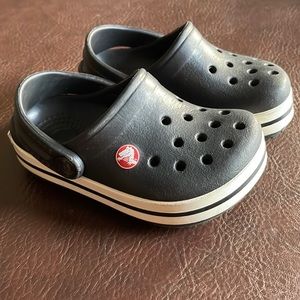 Classic Crocs with wide white band InfantToddler 4/5